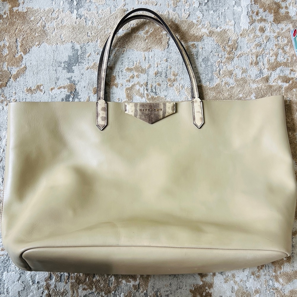 Givenchy Beige Leather antigona Tote snakeskin trim